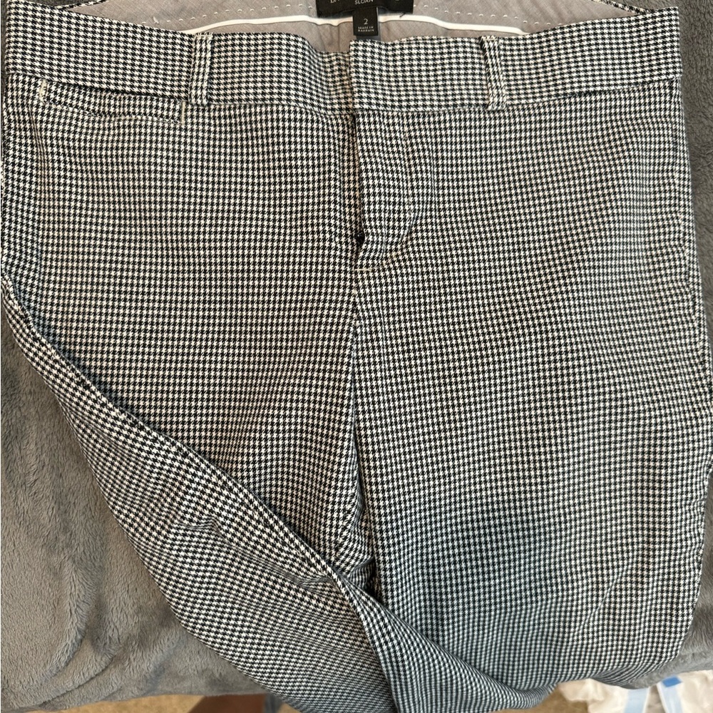 Chic Checkered Trousers
